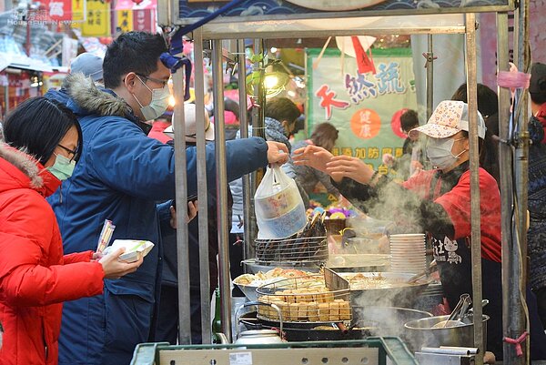 過年吃東西也要注意健康。(好房網News記者　陳韋帆／攝影)