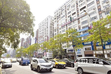 忠孝東路四段街景。圖/本報資料照片