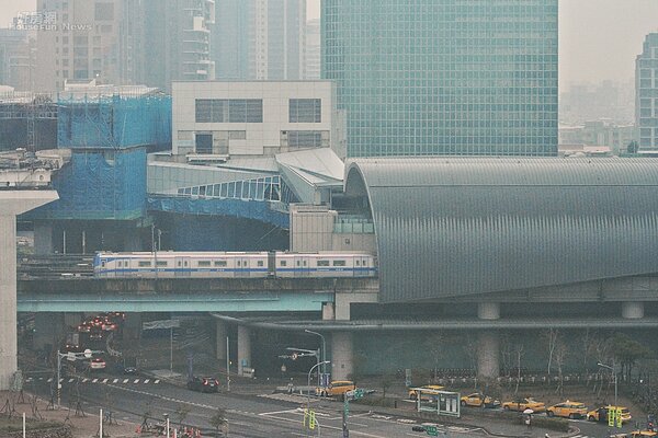機場捷運。(好房網News記者 陳韋帆/攝影)