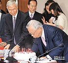 14A總裁彭淮南揮別央行！　退休驕傲告白