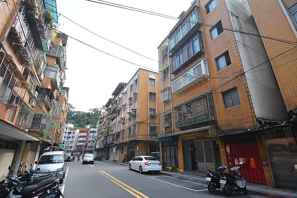 臥龍街海砂屋都更案。(好房網News記者 陳韋帆/攝影)