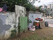 老屋重建北市掛零　新北拆8件海砂屋