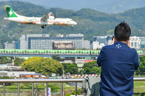 濱江果菜市場 看飛機 拍飛機