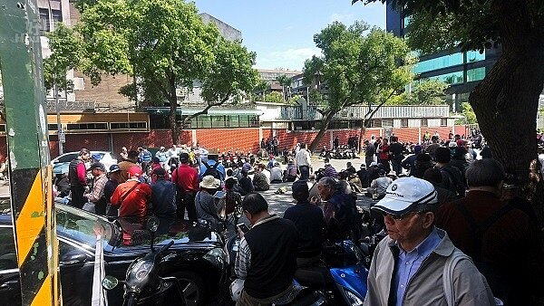 0227反年改 衝立院(好房網news王思云)