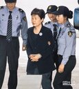 朴槿惠案偵結　檢求重刑30年