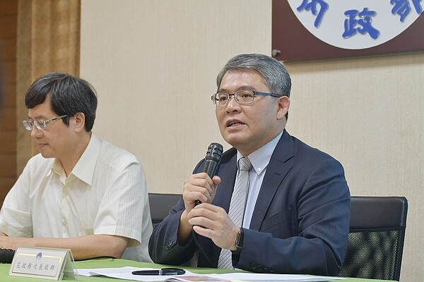 內政部次長花敬群。圖/內政部提供