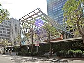 建商購地回神　壽險「獵樓者」卻還在放空