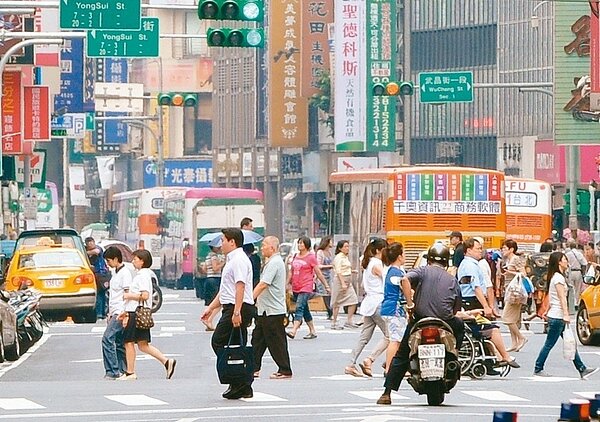 勞保局執行「加保維新」專案，揪出不肖雇主。 圖／聯合報系資料照片