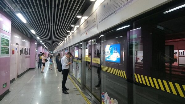 中國大陸的上海公交（地鐵），圖為四川北路站。（好房網news記者／王思云攝影）