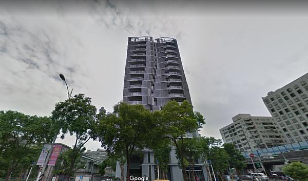 中山區民權東路一段上的豪宅「忠泰M」(Google Map)