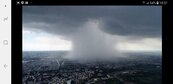 台南出現驚人雨瀑　「天空破洞」網友超完美紀錄