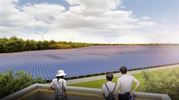 台電指出，彰濱光電所在地共約152公頃，其中140公頃用地將以33萬9千片太陽能板打造全國最大的100MW光電場，剩下約10公頃土地將用來興建未來離岸風力發電在上岸。