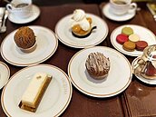 去巴黎必吃的百年甜點店-- Angelina Tearoom