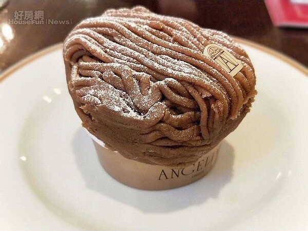 去巴黎必吃的百年甜點店-- Angelina Tearoom~