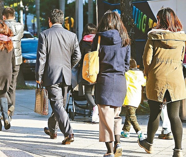 根據主計處今年5月公布的調查發現，30世代的失業率11.54%，是平均失業率3.63%的三倍之多。圖／本報資料照