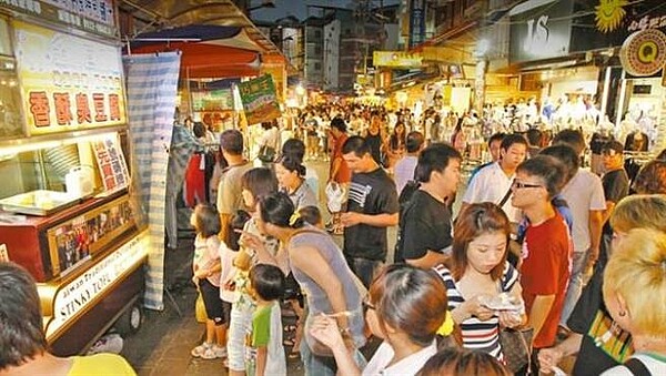 觀光人潮。圖/中時電子報