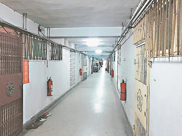 台北市中山區的新興市場3至5樓老舊失修，北市府將進行裝修，釋出37戶公宅。 圖／聯合報系資料照片