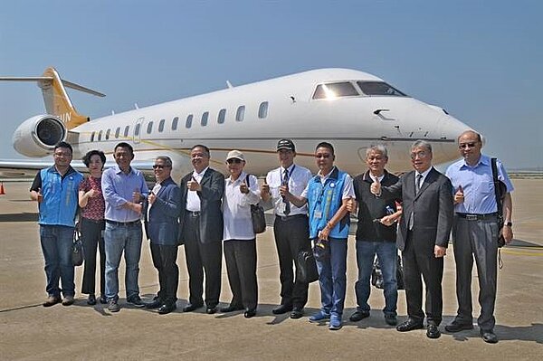 醫療後送專機去年試飛金門。(李金生攝)