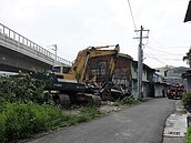 拆屋事件再延伸　潘孟安發律師函要求蔣月惠刪文