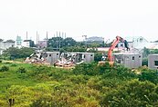 補償查估前「種房」　桃園鐵腕拆5棟