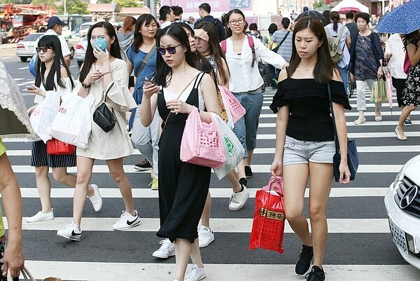 彭啟明表示未來一周氣溫將高溫難耐。聯合報系資料照