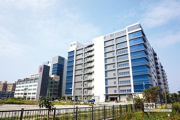 楠梓二園區新廠房。圖/中時電子報