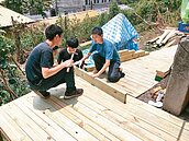 「羅賴把」助修屋　偏鄉奶奶有家住