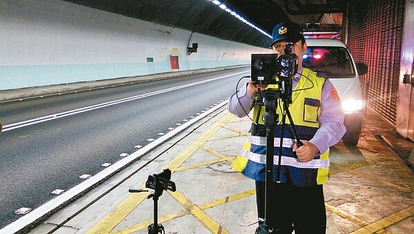 《道路交通安全法》擬強化違規記點的教育及警告作用。 圖／聯合報系資料照片