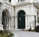 李連杰上海3億豪宅荒廢多年　保全拿來種菜、曬拖把