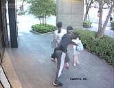 強擄女童男子自稱腦長瘤　用銅板「博杯」遭強制送醫