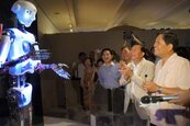 打造台灣燈會　取經「機器人總動員」特展