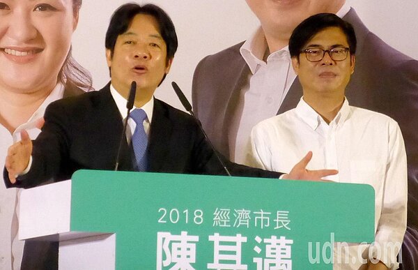 行政院長賴清德(左)11日到高雄為民進黨高市長參選人陳其邁站台並釋利多,宣布啟動陳其邁力爭的橋頭科學區計畫。記者楊濡嘉/攝影