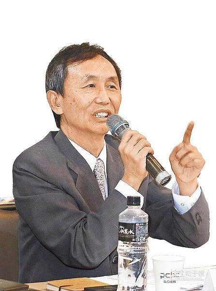 美麗島電子報董事長吳子嘉昨直言，柯文哲對兩岸政策論述底氣不足，才會搖擺不定。（本報資料照片）
