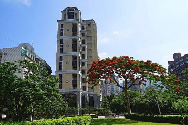 天母「英格蘭莊園」(圖/擷取自臉書專頁)