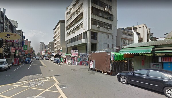 忠孝夜市周邊。圖/googlemap