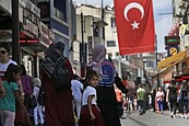 美揚言擴大制裁土耳其　里拉漲幅收斂