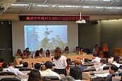 建商搶地存糧　明年預售市場價格再殺一波