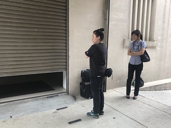 新北地檢署檢察官（右）。記者袁志豪／攝影 