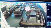 影／奧客大鬧牛排店　網友都嗆告死他