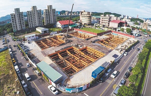 檢調偵辦中信銀內湖購地弊案,檢調循線追查發現長虹建設疑遭股市作手涉及炒股。 報系資料照