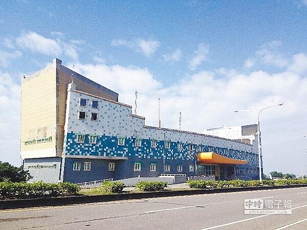 台南黃金海岸船屋ROT案,具觀光發展潛力,市府於8月底前招商。圖/本報資料照片