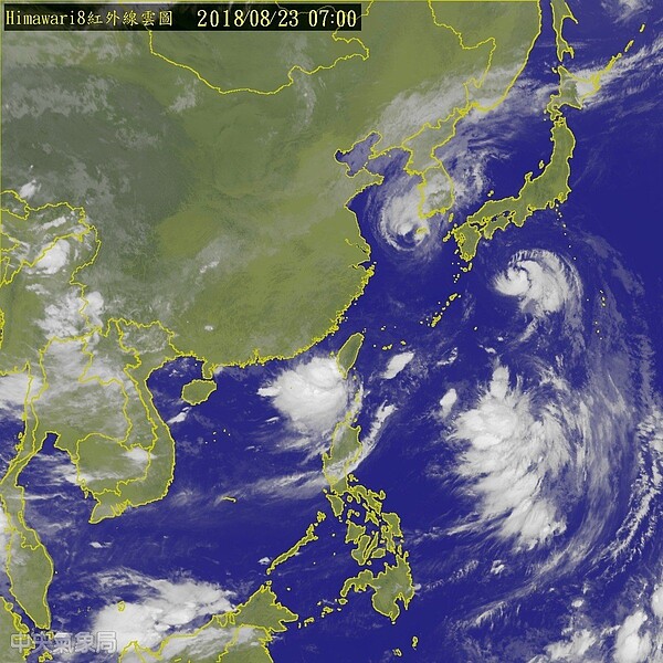 中央氣象局表示,高雄外海的熱帶性低氣壓,中心即將進入台灣陸地。圖/擷取自中央氣象局網站