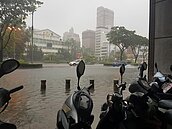 安啦！推給天公伯就好了啊