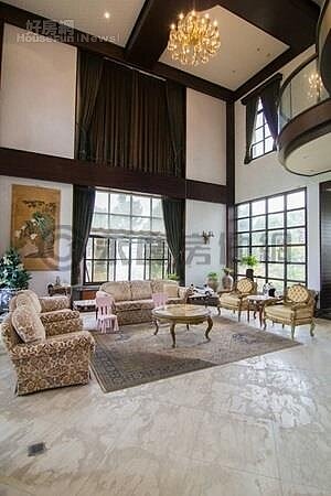 澄清湖超級別墅,位於高雄市鳥松區松浦北巷(永慶不動產高雄中山光華加盟店提供)