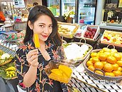 印越免簽　　張景森下指導棋