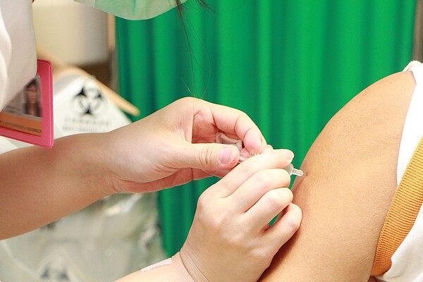 日本國立感染症研究所統計發現今年1-8月全日本德國麻疹通報患者已超越過去兩年一整年的通報人數。圖／疾管署提供