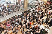 百貨年營業額成長有限　分析師：人口紅利消失是隱憂