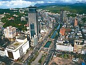 「假山坡地」解編　基隆省72億元