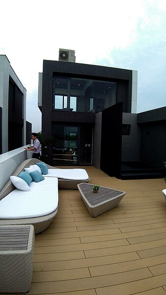 屋突內部照(黃翔龍建築師提供)(黃翔龍建築師提供給某則新聞使用,同仁若要使用本照片請先徵詢過建築師同意)