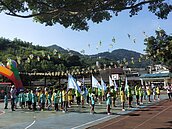 瑞濱國小家長：好擔心以後學生要戴口罩